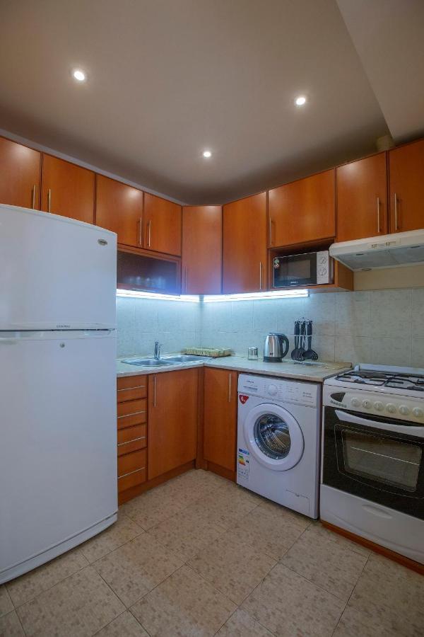 Umba Apartment N4 - Balcony And Mount Ararat View Yerevan Bagian luar foto